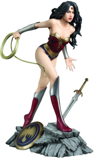 WONDER WOMAN Yamato DC Comics Wonder Woman 1/6 Statue, SEMINUEVO AL 100