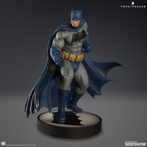 Batman (Dark Knight) Maquette by Tweeterhead
