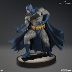 Batman (Dark Knight) Maquette by Tweeterhead
