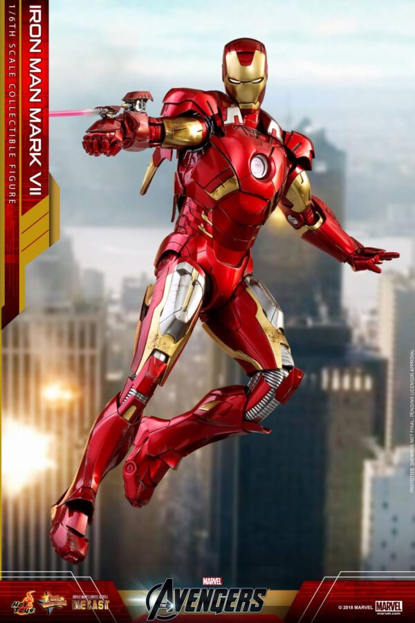IRON MAN  Mark VII  Hot Toys DIECAST 1/6 - The Avengers
