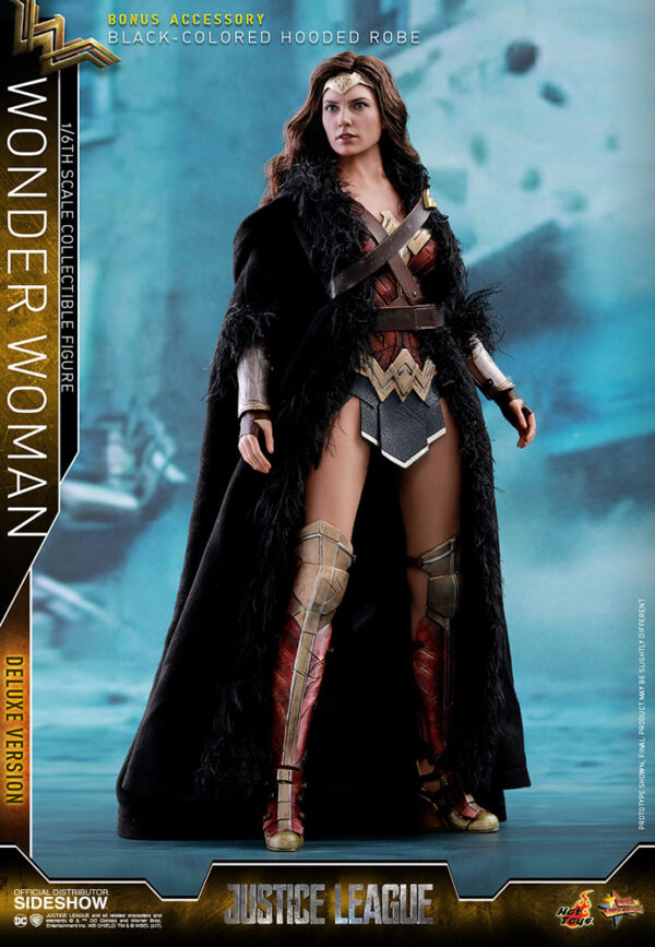 WONDER WOMAN DELUXE VERSION HOT TOYS