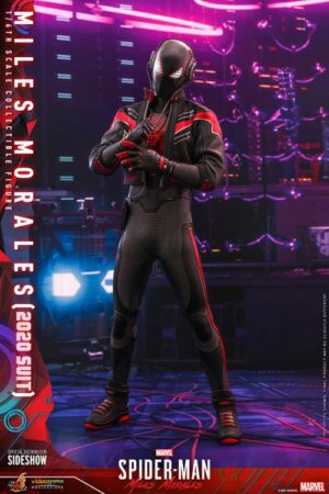 SpiderMan: (Miles Morales 2020 Suit) 1/6 Scale HOT TOYS, NUEVA Y SELLADA
