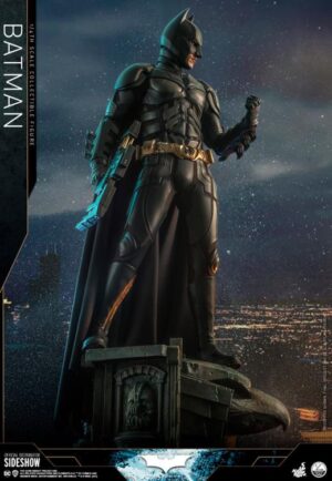 BATMAN The Dark Knight Trilogy QS019 Batman Hot Toys 1/4th Scale Collectible Figure NUEVO Y SELLADO